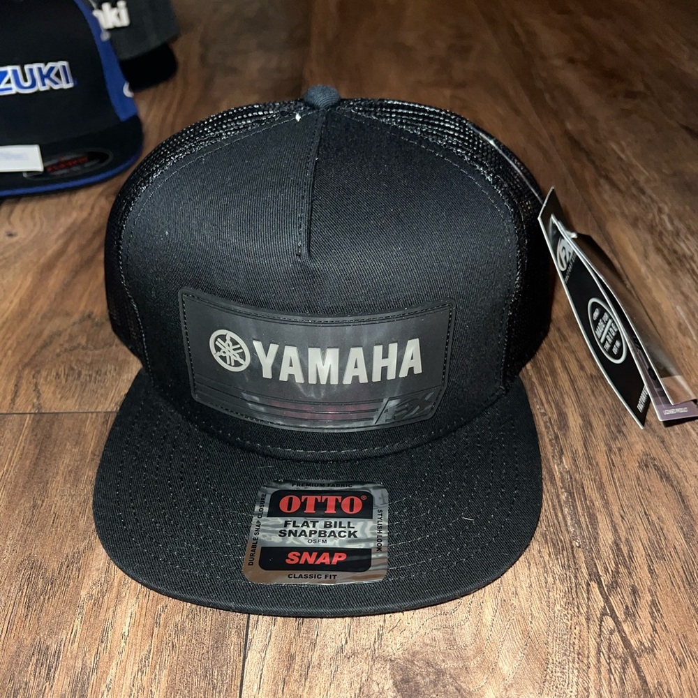 NWT Men’s Yamaha Racewear SnapBack Hat.